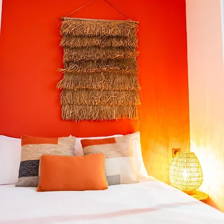 Design Et Colore Au Coeur De